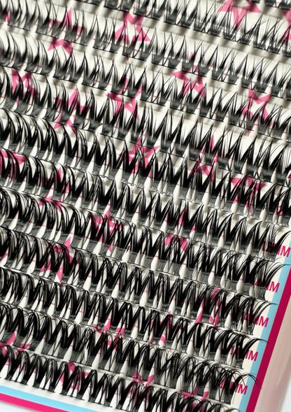 Vegas 211 Cosmetics Lash clusters 